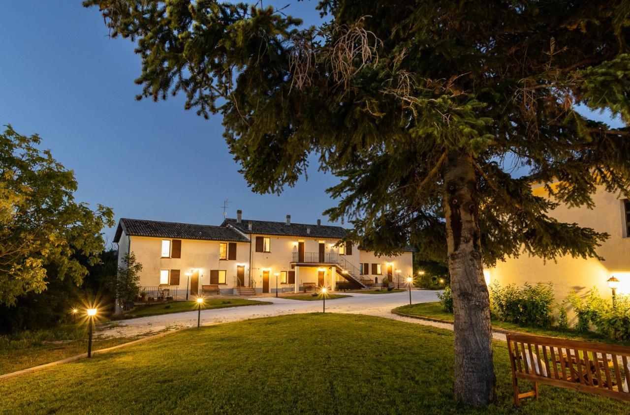 Agriturismo Podere Coldifico Sassoferrato Luaran gambar
