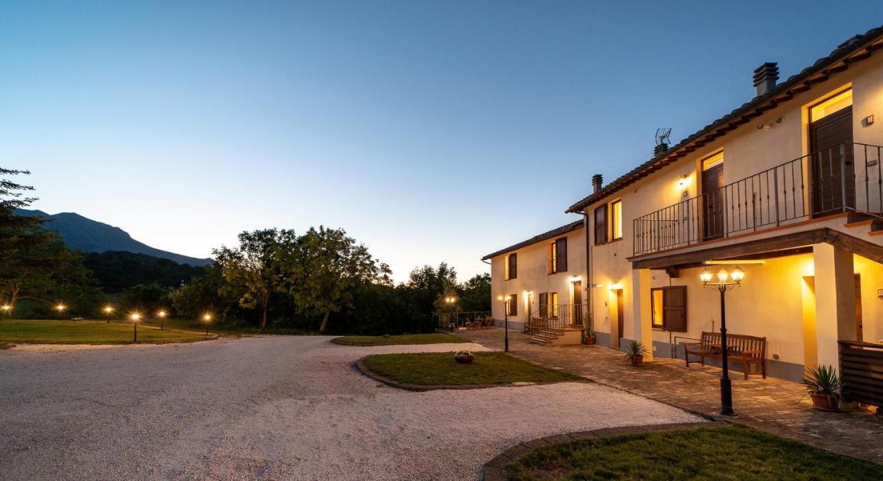 Agriturismo Podere Coldifico Sassoferrato Luaran gambar