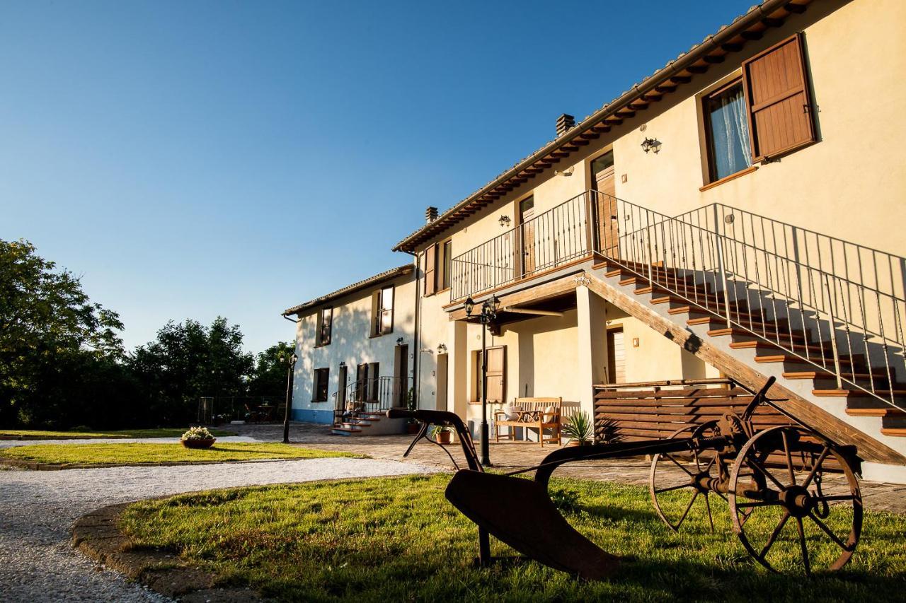 Agriturismo Podere Coldifico Sassoferrato Luaran gambar