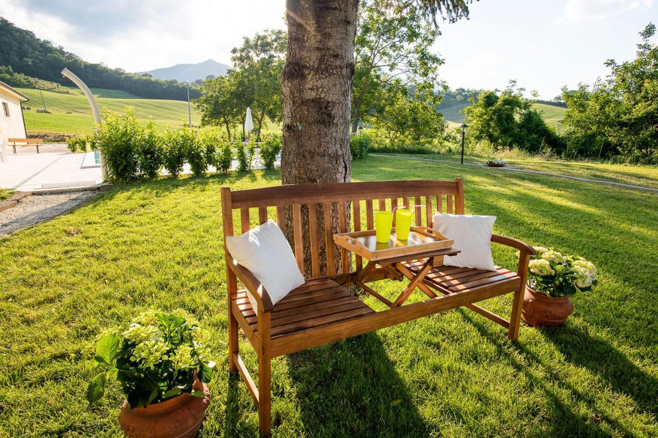 Agriturismo Podere Coldifico Sassoferrato Luaran gambar